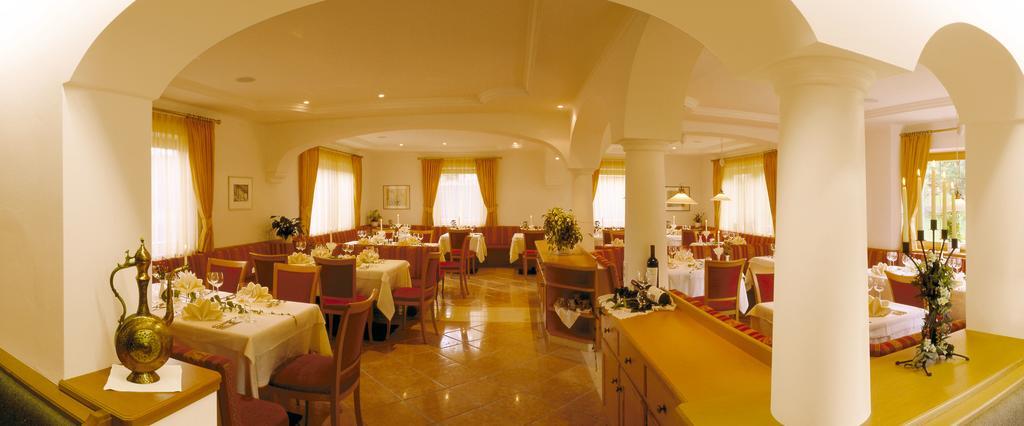 Hotel Markushof 3***S ヴァルダーオラ エクステリア 写真